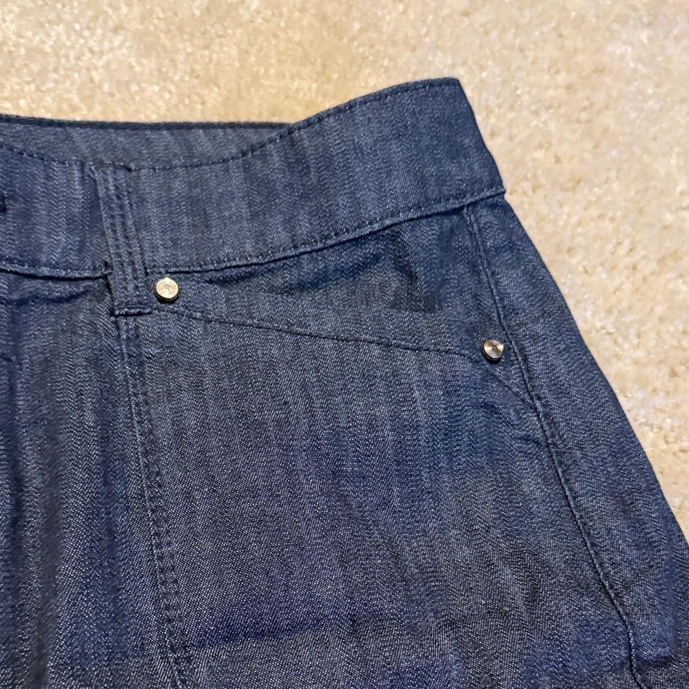 White House Black Market Dark Blue Cargo Shorts - Picture 6 of 6